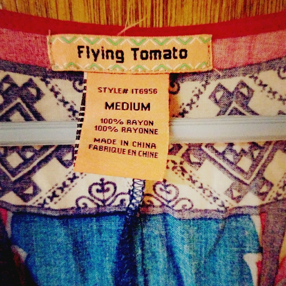 Flying Tomato top - Picture 6 of 6